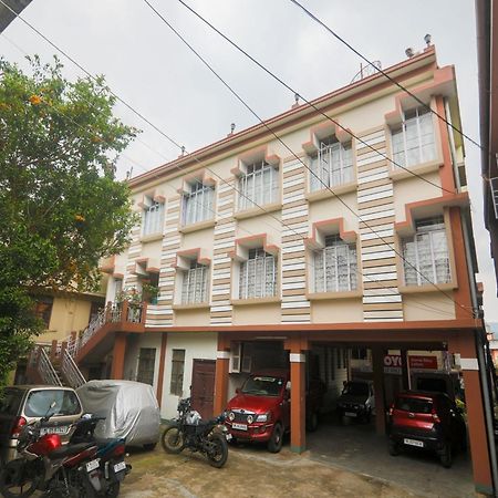 Oyo 9097 Home Stay Laban Шилонг Екстериор снимка