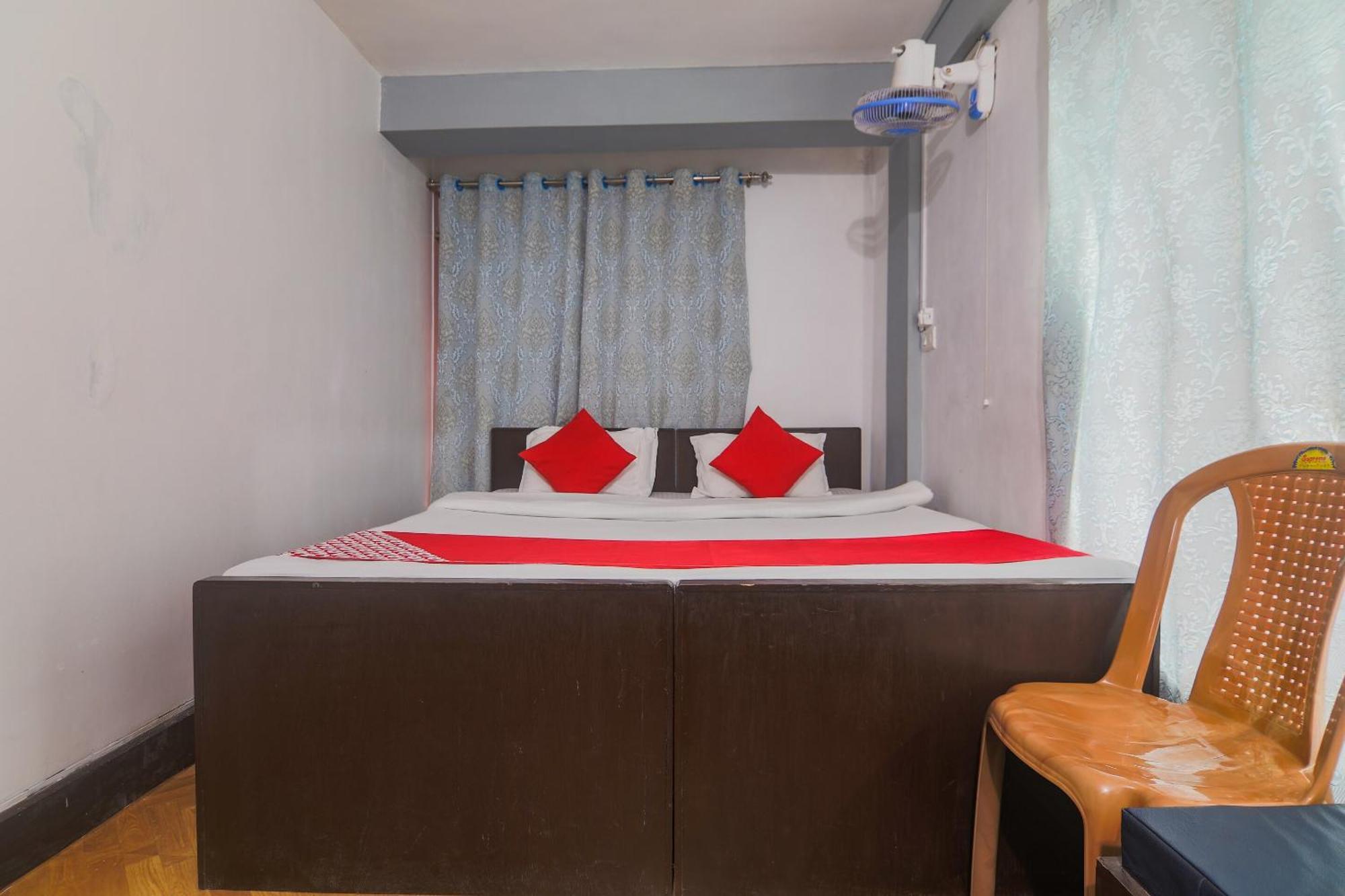 Oyo 9097 Home Stay Laban Шилонг Екстериор снимка
